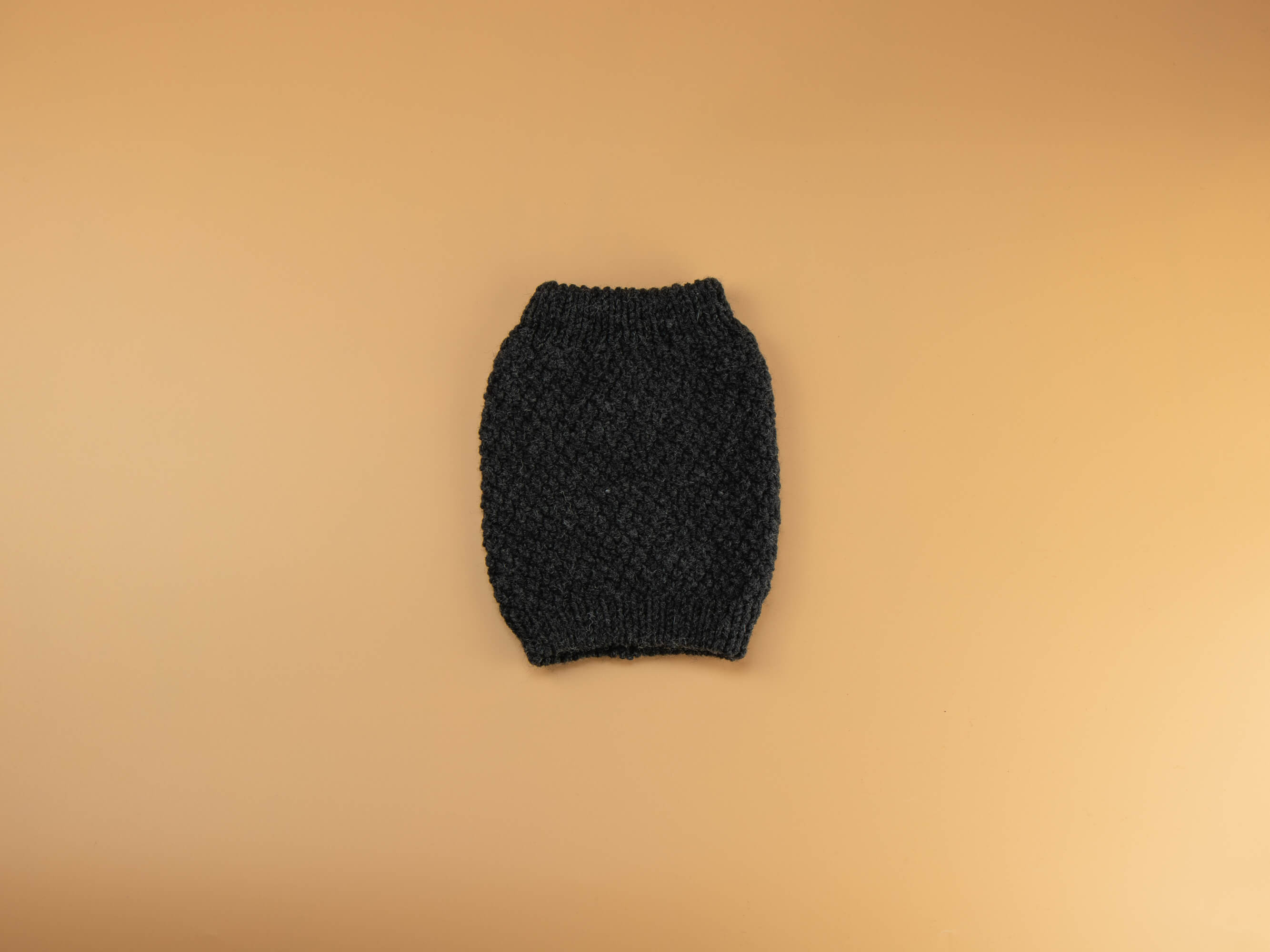 Knitted High Neck Pearl